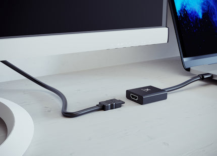 Adaptador USB Tipo-C® macho a HDMI® hembra XTC-541